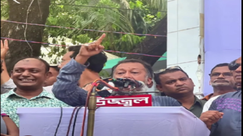 শেখ পরিবার দুর্নীতি ও বেইমানি ছাড়া আর কিছুই করেনি’: টিপু